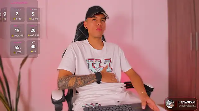 Nickyblazze  online show from 11/10/25, 12:59