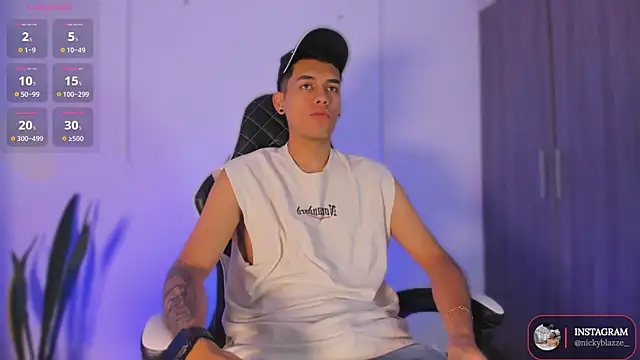 Nickyblazze  online show from 11/24/25, 01:00