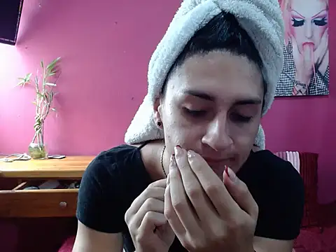 lola diez online show from 09/08/25, 04:50