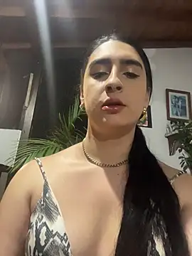 Snapshot of lola_diez chatting on 06/01/26, 11:50 lola diez online show from 06/01/26, 11:50