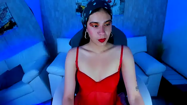 Snapshot of Eva_hells_ chatting on 10/22/25, 07:35 Eva hells online show from 10/22/25, 07:35