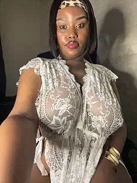 QUEEN NOBUHLE 777 online show from 12/03/25, 10:52