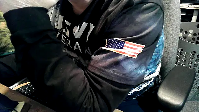 georgew62 online show from 10/18/25, 11:16