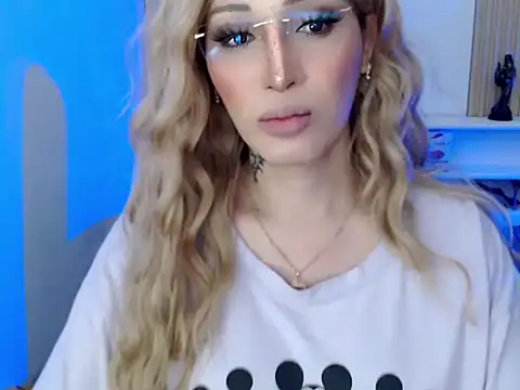 toni 0601 online show from 01/27/25, 03:15