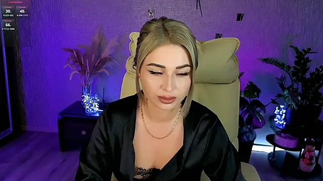 Snapshot of NikkiiStill chatting on 05/24/26, 02:38 NikkiiStill online show from 05/24/26, 02:38