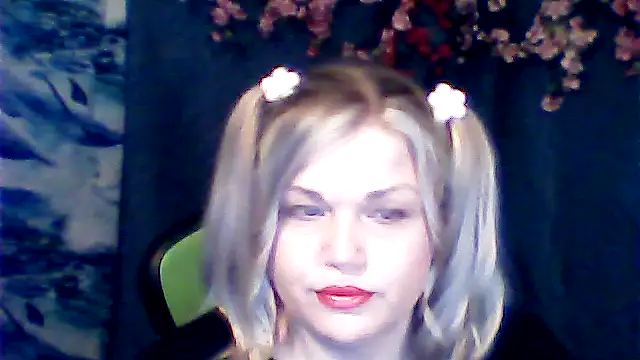 Nayvessa online show from 11/04/25, 12:15