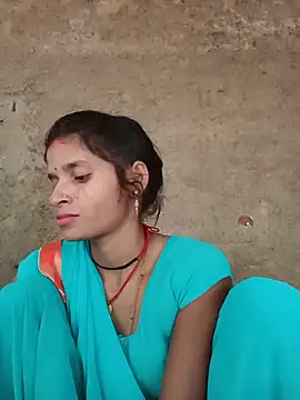 Snapshot of Punam_jindal chatting on 05/16/26, 03:03 Punam jindal online show from 05/16/26, 03:03