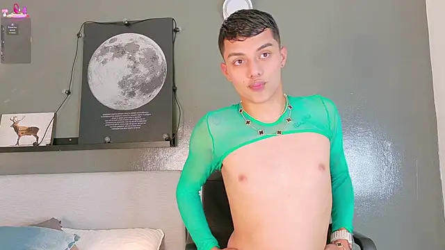 AAronBaker  online show from 10/01/25, 07:31