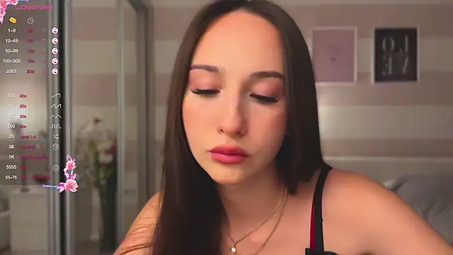 Kate Yanson online show from 10/22/25, 05:34