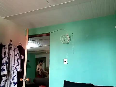 Snapshot of True_Di chatting on 09/26/25, 06:45 True Di online show from 09/26/25, 06:45