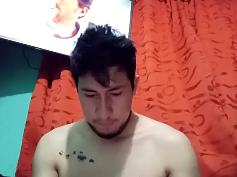 Snapshot of True_Di chatting on 10/14/25, 01:28 True Di online show from 10/14/25, 01:28