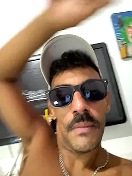 Snapshot of cajukarioca@xh chatting on 09/17/25, 09:44 cajukariocaxh online show from 09/17/25, 09:44