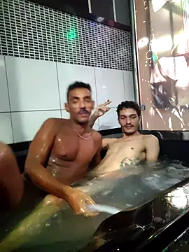 Snapshot of cajukarioca@xh chatting on 10/14/25, 05:08 cajukariocaxh online show from 10/14/25, 05:08