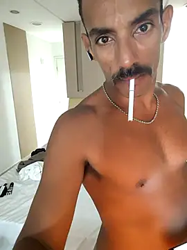 Snapshot of cajukarioca@xh chatting on 10/31/25, 04:52 cajukariocaxh online show from 10/31/25, 04:52