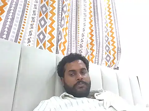 Snapshot of BNDCJMW chatting on 10/05/25, 01:31 BNDCJMW online show from 10/05/25, 01:31