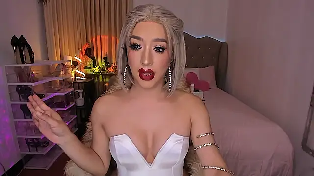 Dream Goddess online show from 01/18/26, 11:36