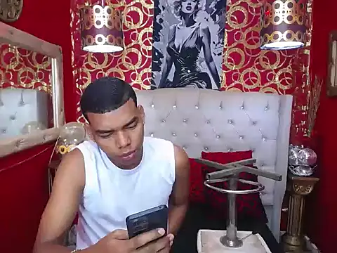 TWOBOYSPEINHOT online show from 09/12/25, 01:11