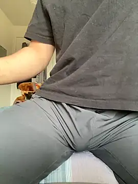 Snapshot of Pikachu19yo chatting on 11/03/25, 10:42 Pikachu19yo online show from 11/03/25, 10:42