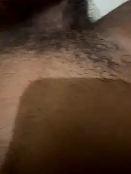 Snapshot of honestglacier9 chatting on 10/29/25, 09:27 honestglacier9 online show from 10/29/25, 09:27