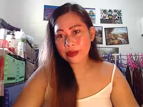 filipina beauty online show from 11/30/25, 02:04