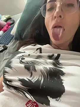 nikkaanderic online show from 01/14/26, 11:16