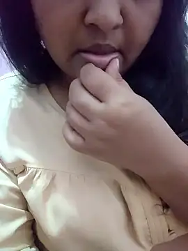 bitch-horny online show from 10/09/25, 03:10