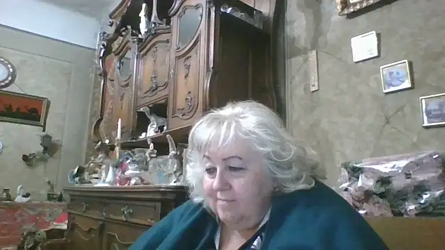 Snapshot of Lala-Love56 chatting on 10/01/25, 06:25 Lala-Love56 online show from 10/01/25, 06:25