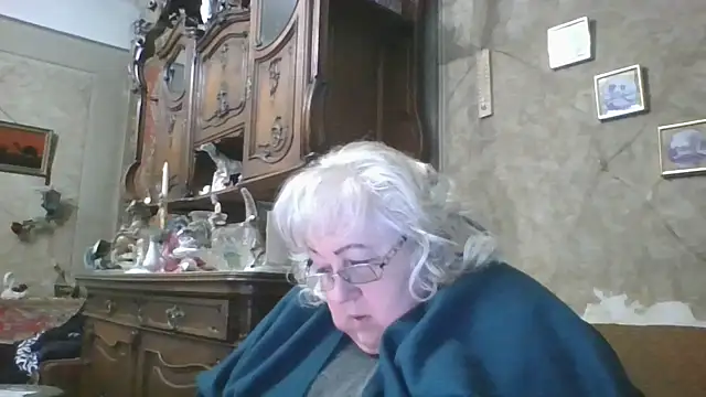Snapshot of Lala-Love56 chatting on 10/11/25, 05:00 Lala-Love56 online show from 10/11/25, 05:00
