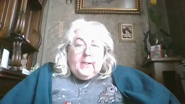 Lala-Love56 online show from 11/17/25, 12:44