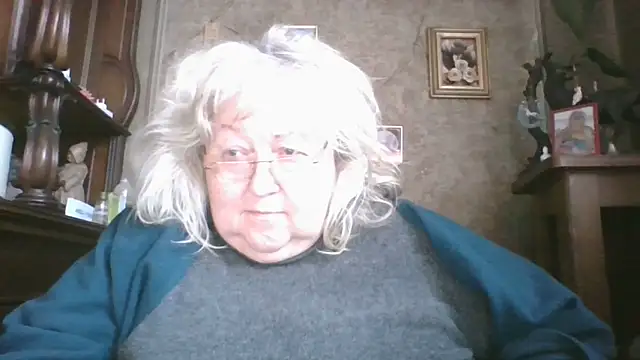 Lala-Love56 online show from 12/04/25, 12:03