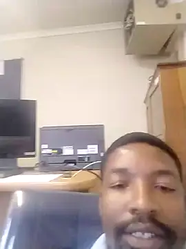 TopssyKreet online show from 11/05/25, 10:37