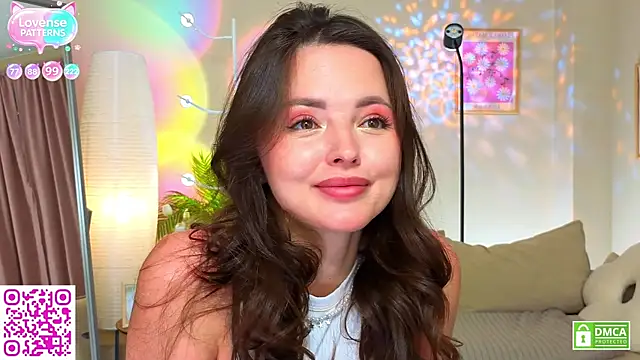 Snapshot of OliviaKis_ chatting on 07/18/26, 08:18 OliviaKis online show from 07/18/26, 08:18