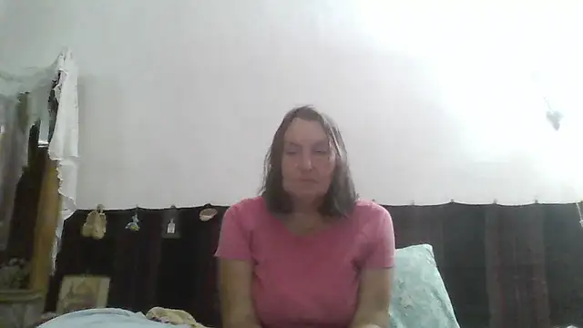 Snapshot of AnnaLive570 chatting on 07/19/26, 04:00 AnnaLive570 online show from 07/19/26, 04:00
