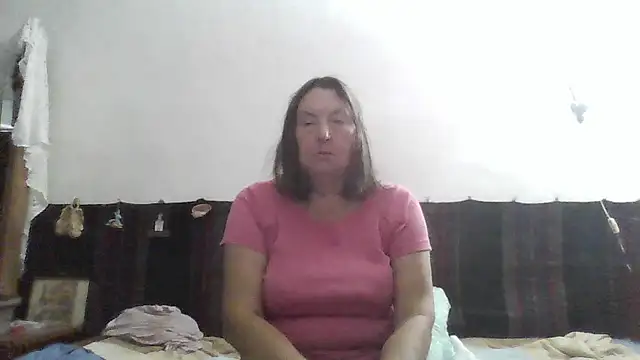 Snapshot of AnnaLive570 chatting on 07/21/26, 01:52 AnnaLive570 online show from 07/21/26, 01:52