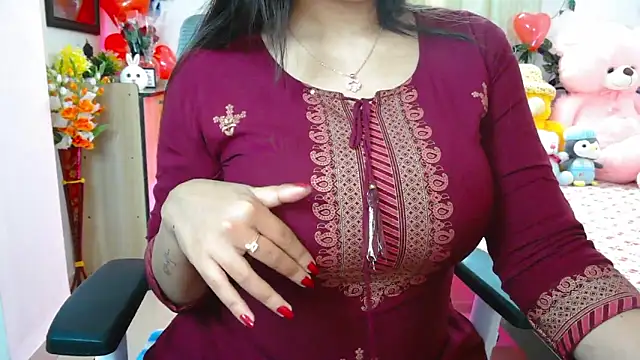 WildDimpi 0 online show from 02/15/26, 07:21