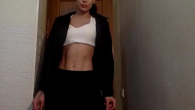 Snapshot of Lysarae chatting on 11/09/25, 05:55 Lysarae online show from 11/09/25, 05:55