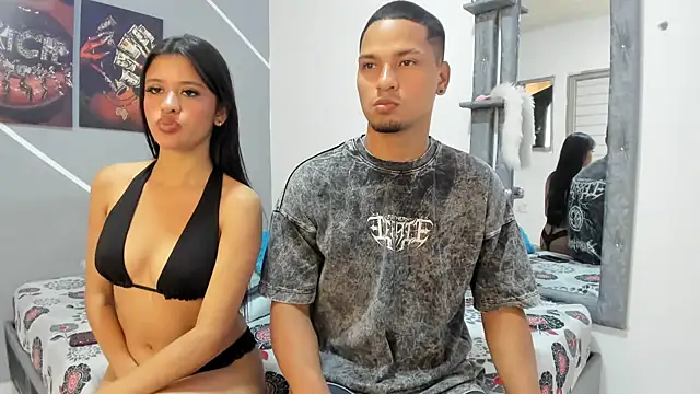 Sexy777Couple online show from 04/18/26, 09:37