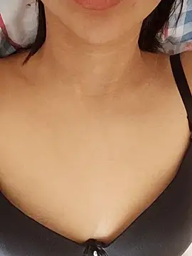 bebeksiii online show from 10/28/25, 08:18