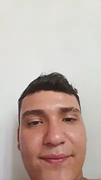 Snapshot of Johan_Dangel chatting on 10/31/25, 07:15 Johan Dangel online show from 10/31/25, 07:15