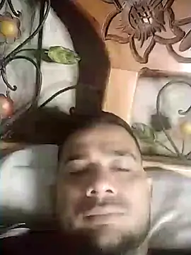 yeffito1 online show from 10/09/25, 03:59