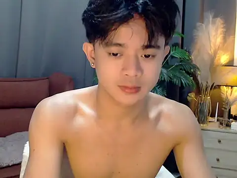 NautyBoyBrazeen 143 online show from 04/23/26, 09:06