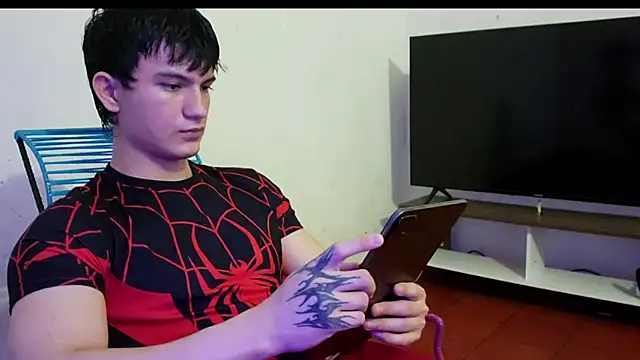 ErickWalton online show from 12/01/25, 05:12