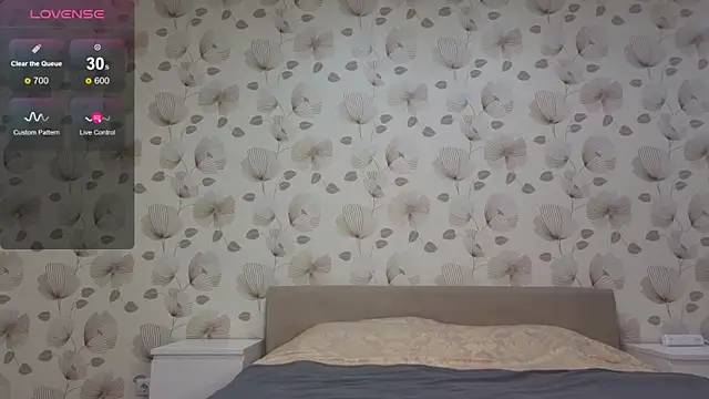 Snapshot of Annabel_theMoon chatting on 10/07/25, 02:31 Annabel theMoon online show from 10/07/25, 02:31