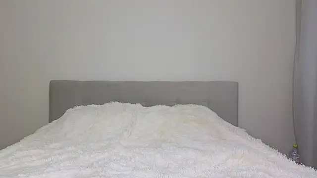 Annabel theMoon online show from 12/19/25, 03:57