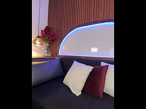 B Wild online show from 03/13/26, 03:57