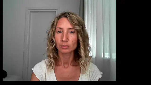 Paevoa online show from 10/24/25, 12:45