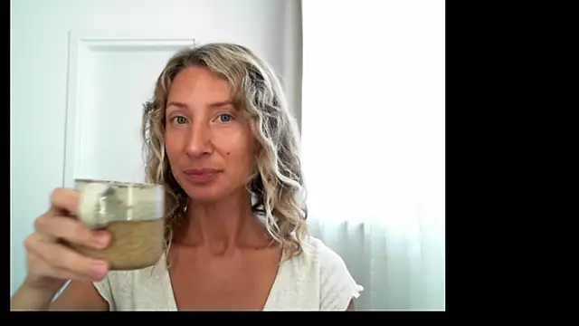 Paevoa online show from 10/27/25, 08:07