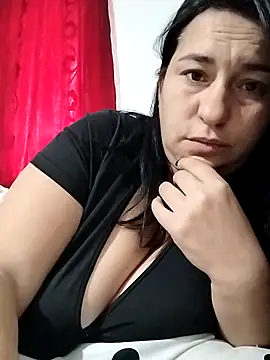 Snapshot of Brunetytka chatting on 10/02/25, 08:32 Brunetytka online show from 10/02/25, 08:32