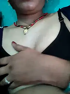 Hot cupal online show from 09/26/25, 05:00