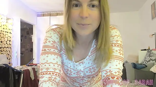 Snapshot of story_of_sarah chatting on 12/19/25, 08:05 story of sarah online show from 12/19/25, 08:05